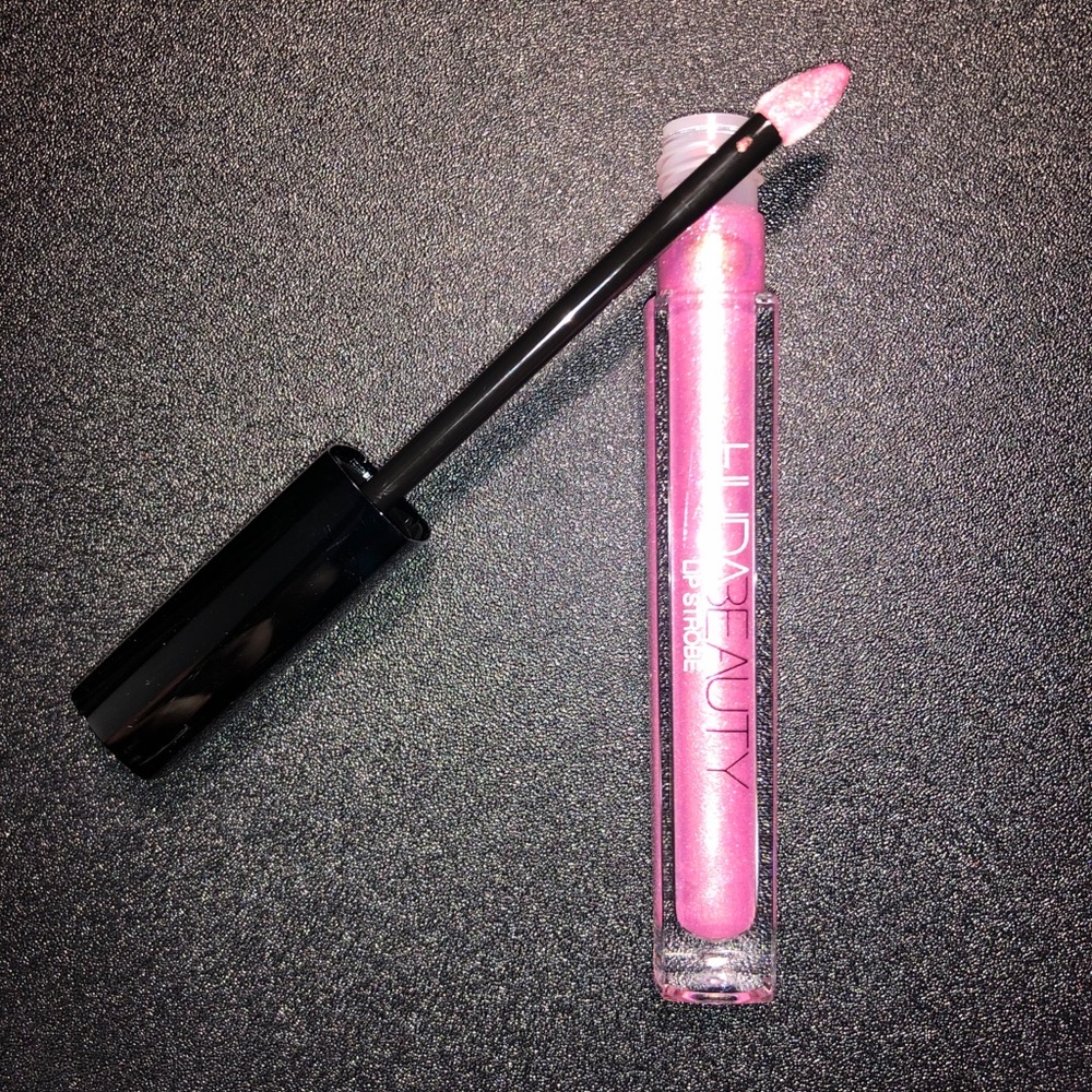 Huda beauty lip strobe